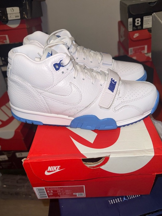 Nike Other - Nike trainers mm millionth White and Light Blue Mid-Top Sneakers